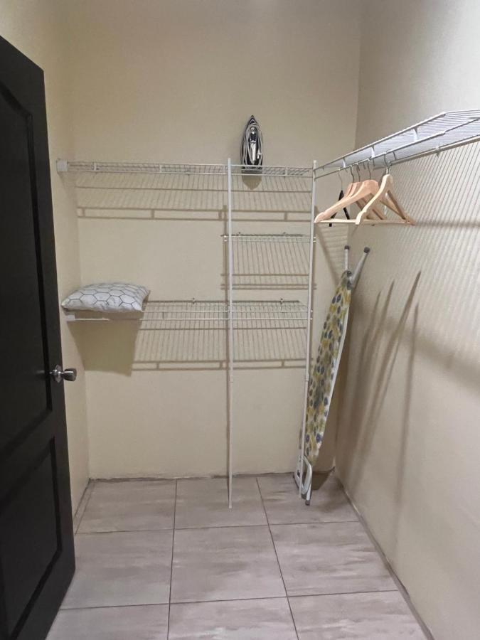 Kingston Oasis One Bedroom Zewnętrze zdjęcie
